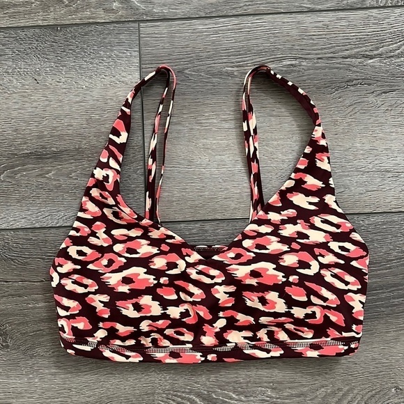 OFFLINE by Aerie plunge sports bra medium - Picture 2 of 5